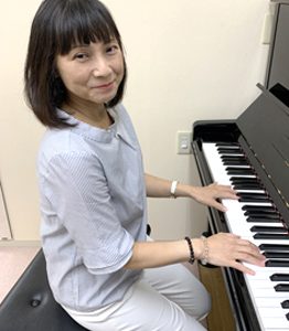 小川 祐子（おがわ ゆうこ）ピアノ