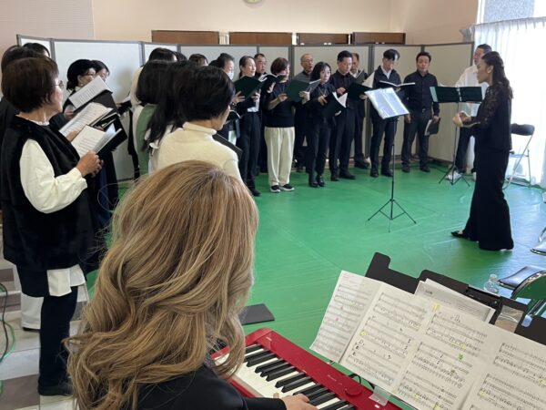 神戸サークル合唱団のリハーサル風景