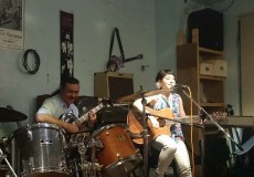 ギター弾き語り女子集まれ！個人レッスンで上達！神戸市灘区のサークル音楽教室